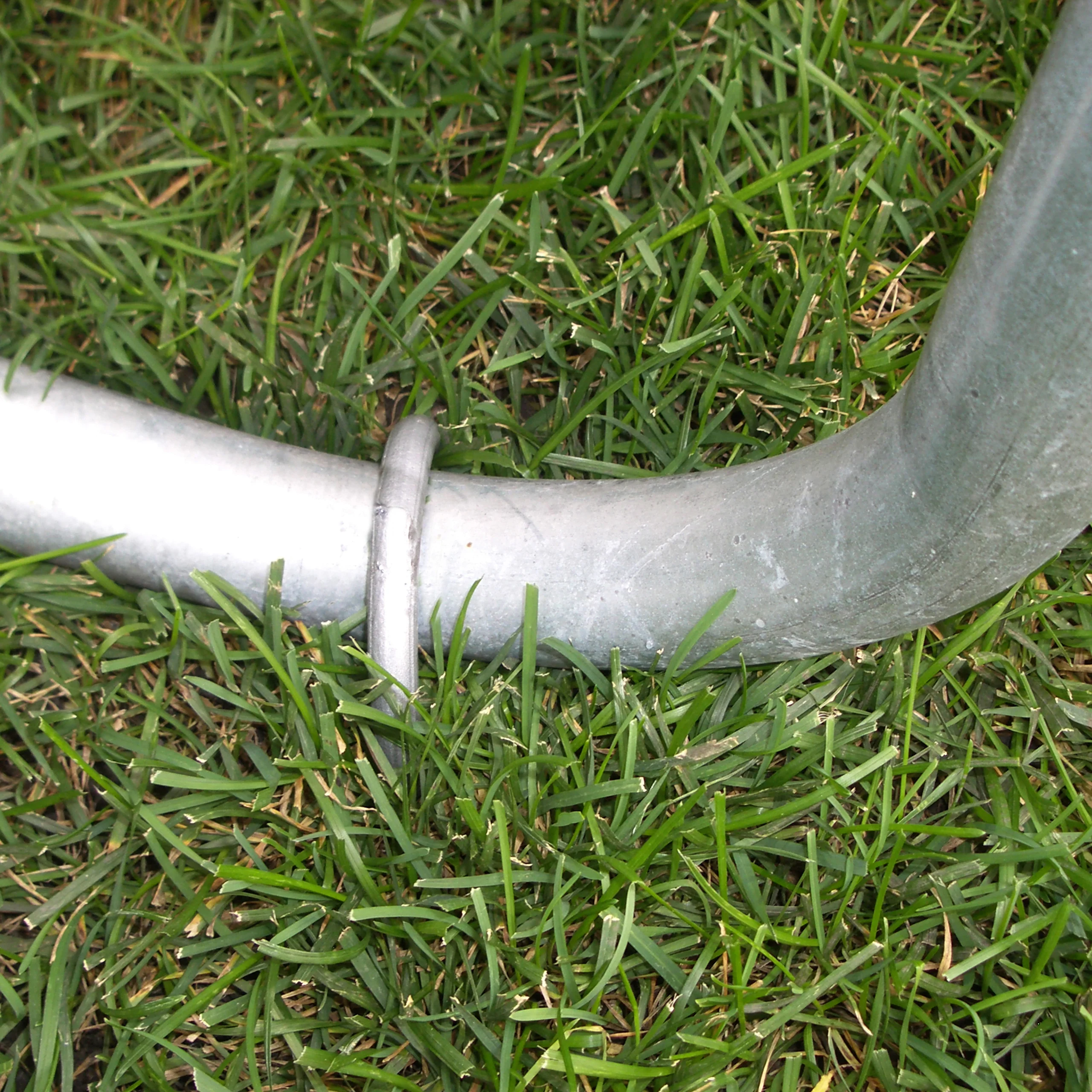 4 Pack Trampoline Wind Stakes in Galvanized Steel